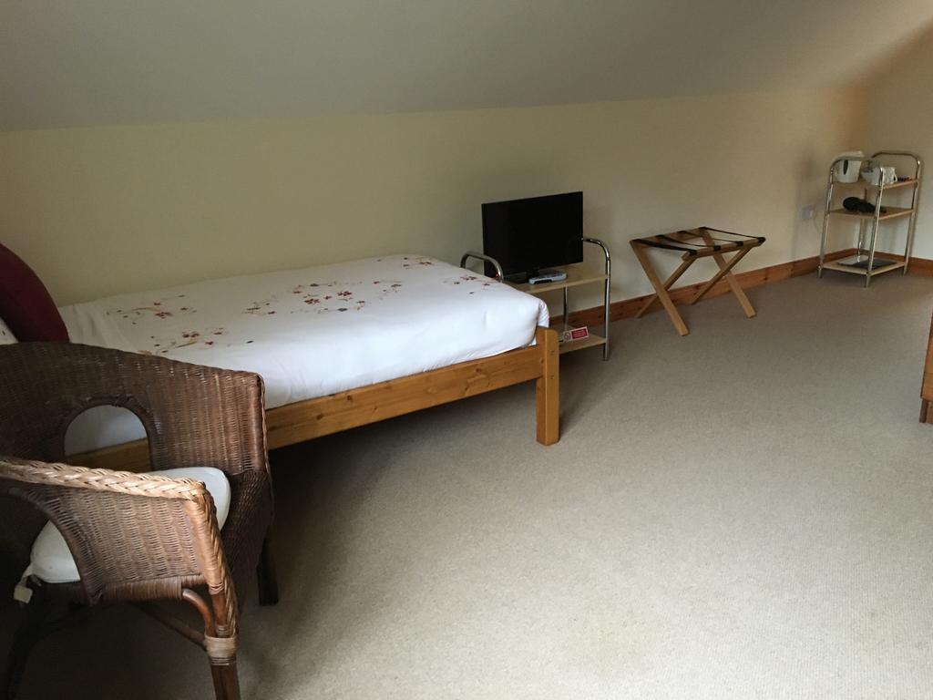 Riversdale House Accommodation Laragh Bagian luar foto