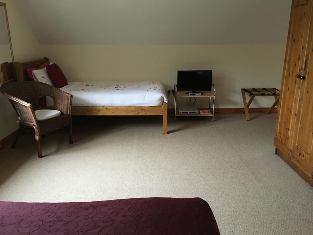 Riversdale House Accommodation Laragh Bagian luar foto