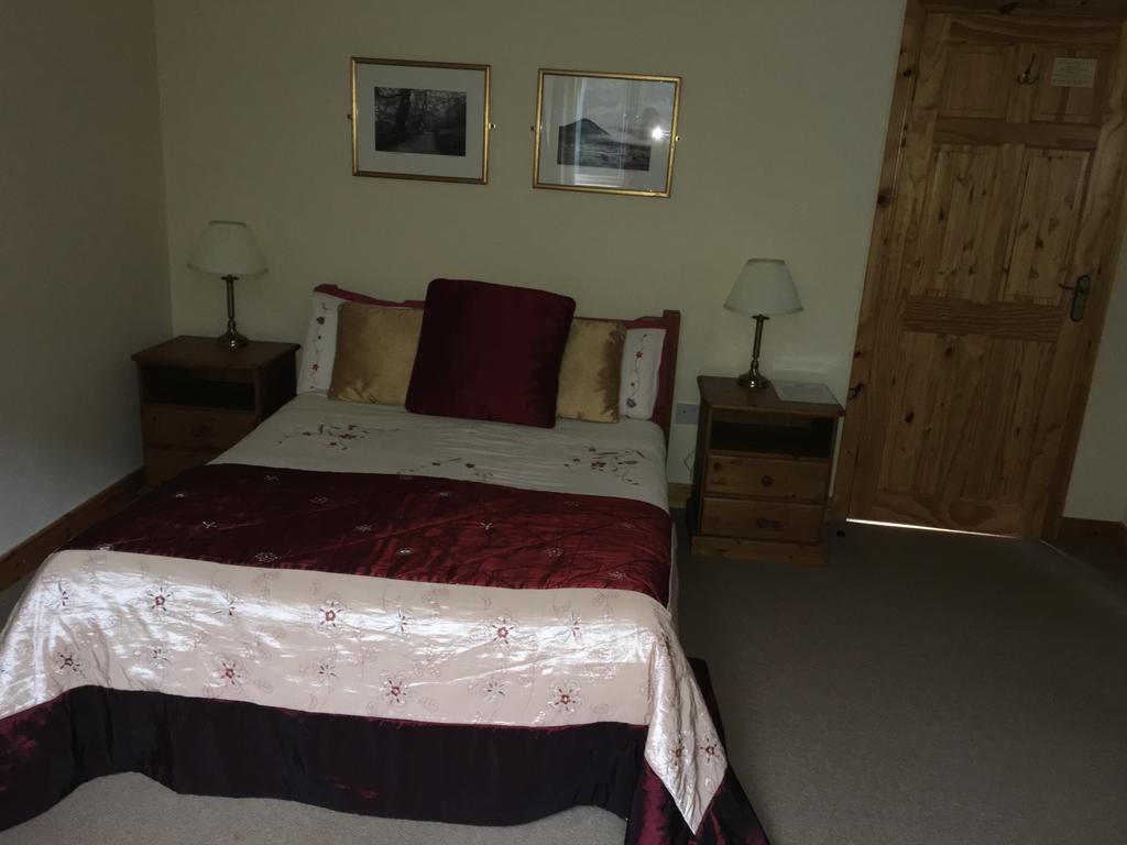 Riversdale House Accommodation Laragh Bagian luar foto
