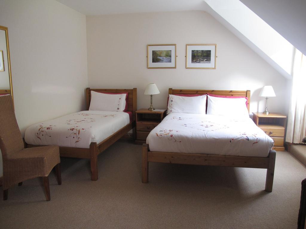 Riversdale House Accommodation Laragh Ruang foto
